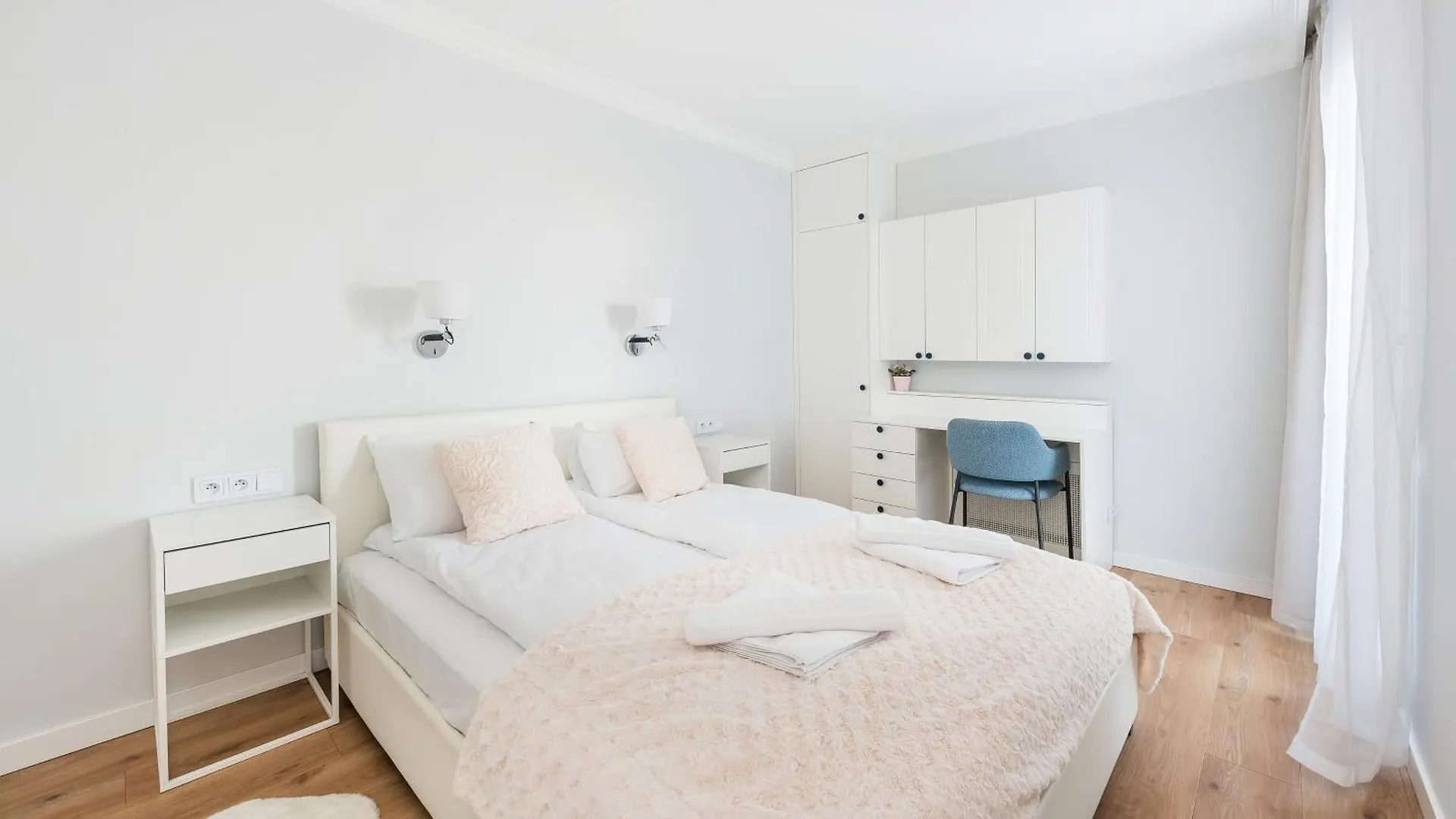 Riva Verona Near Old Town By Sun & Snow Krakow Apartment
