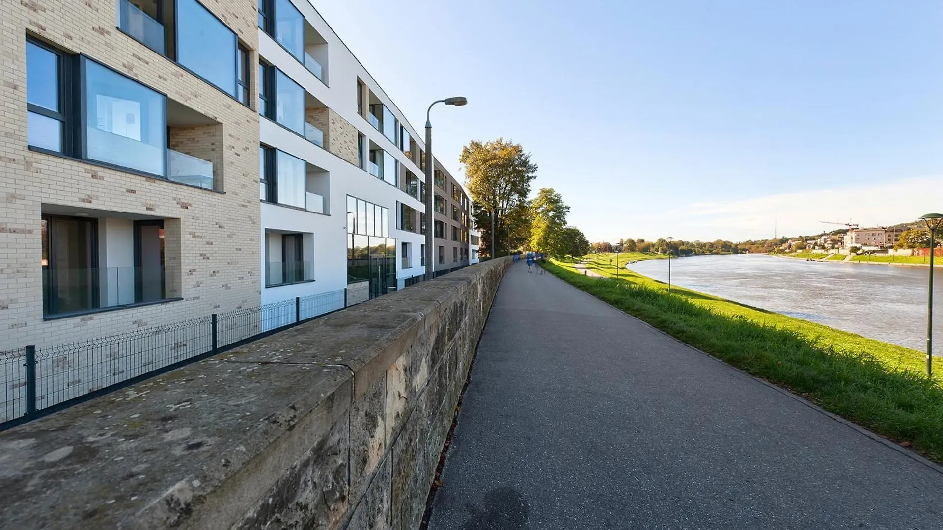 Riva Verona Near Old Town By Sun & Snow Krakow Apartment